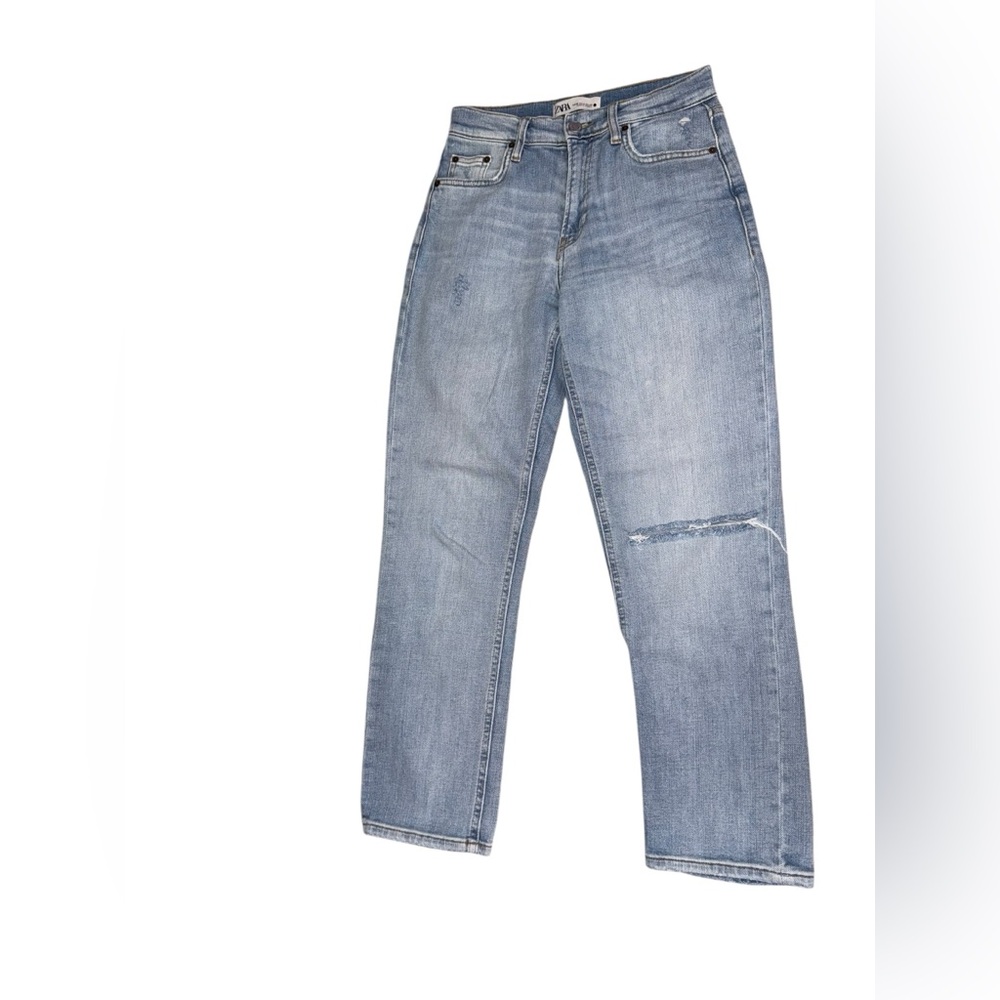 Zara Women’s Light Blue Straight Jeans Size 4